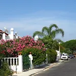 Casa Flores 阿尔布费拉