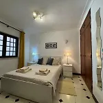 Casa Flores Tatil Evi