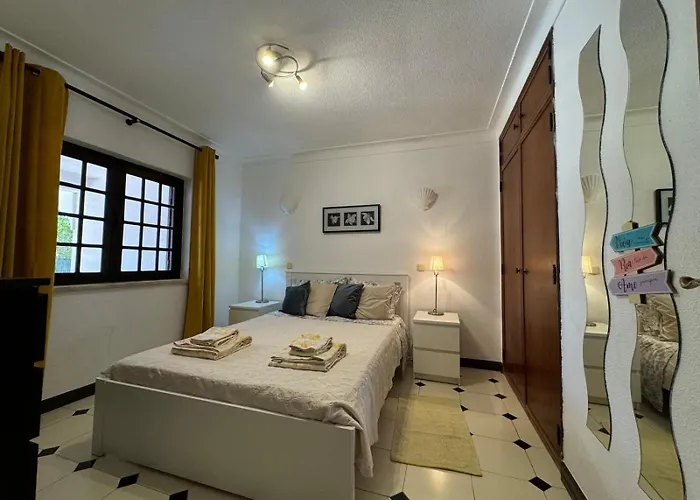 Casa Flores 度假居