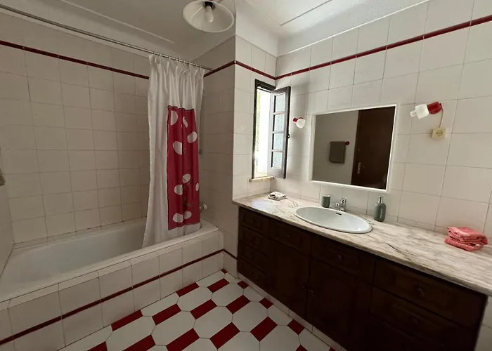 Casa Flores 阿尔布费拉