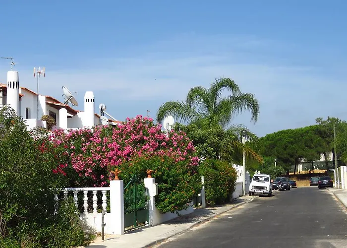 Casa Flores 阿尔布费拉