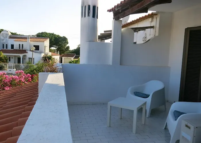 Casa Flores 阿尔布费拉